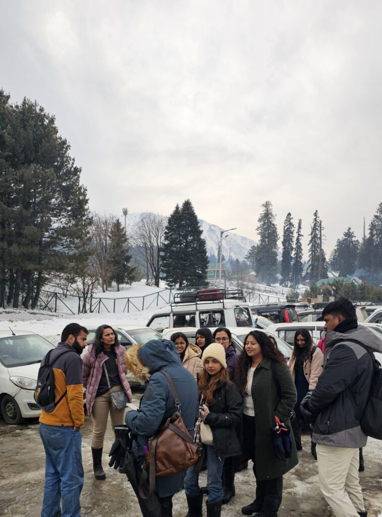 kashmir budget trip
