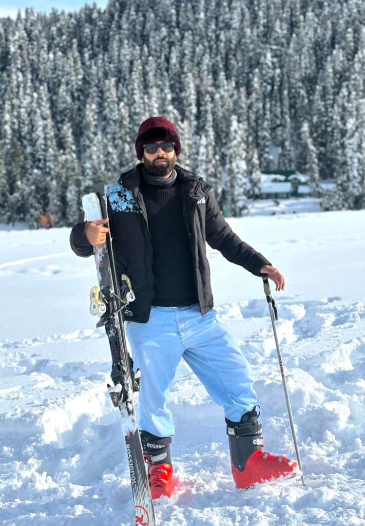 Kashmir skiing trips. client Skiing in gulmarg